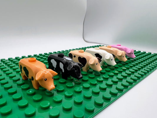 Pigs—Pick Color